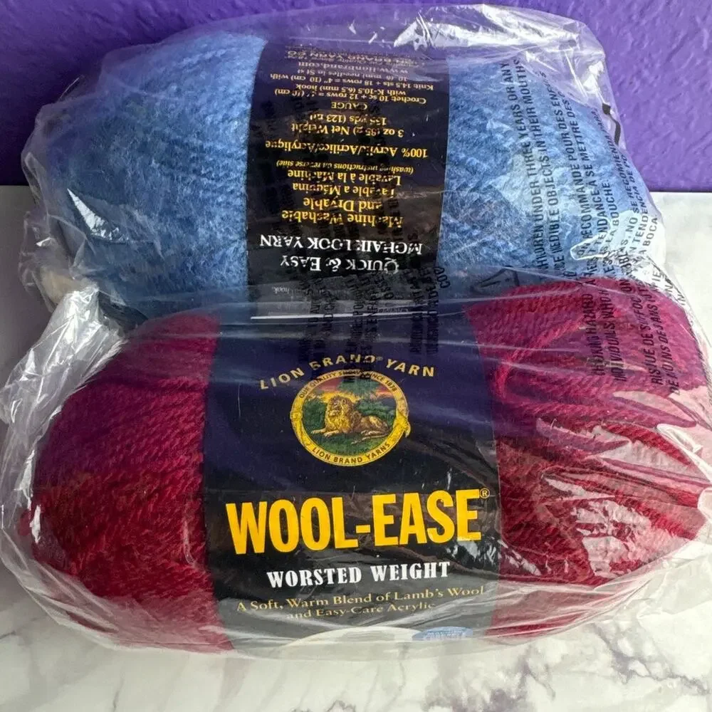Boye Bulky Yarn Round Loom Set Knitting Kit with Lion Brand Yarn Lot Bundle